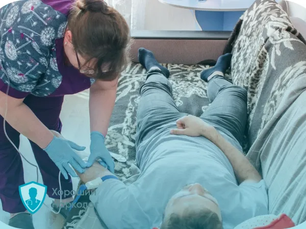 Капельница для вывода из запоя на дому